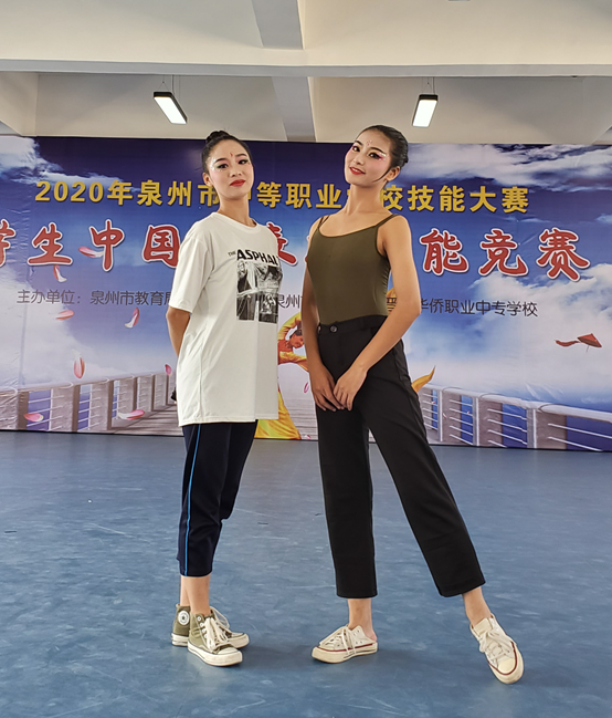 1605861173284483.png blob.png