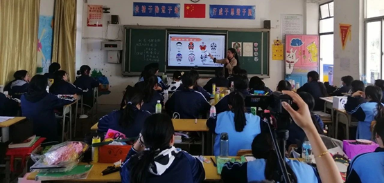 1605861305135304.png blob.png